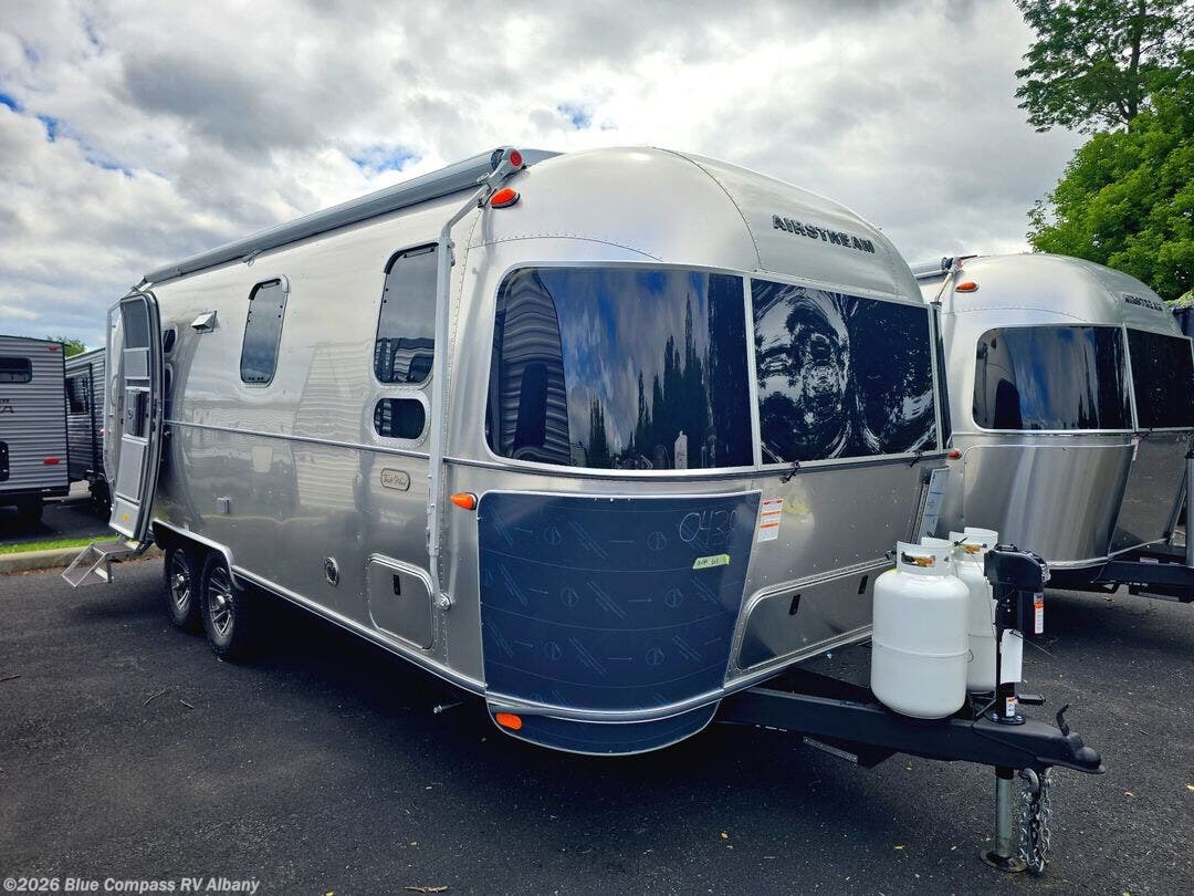 New 2027 Airstream Trade Wind 25FB Twin available in Latham, New York