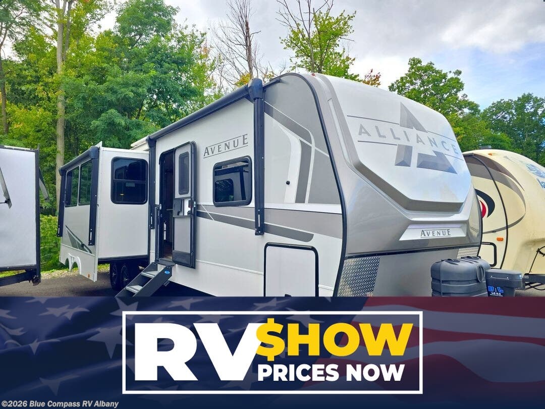Used 2025 Alliance RV Avenue 333BH available in Latham, New York