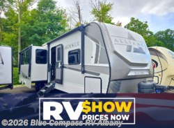 Used 2025 Alliance RV Avenue 333BH available in Latham, New York