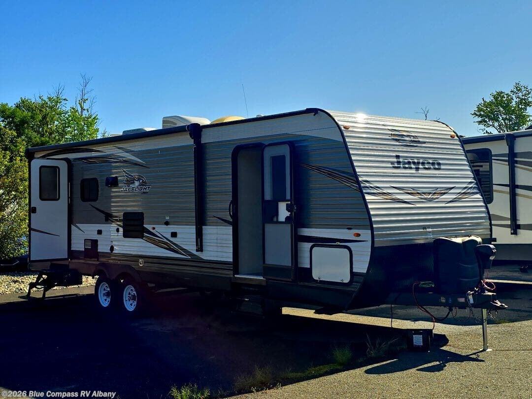 Used 2020 Jayco Jay Flight 28BHS available in Latham, New York