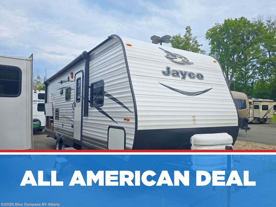 Used 2017 Jayco Jay Flight SLX 242BHSW available in Latham, New York