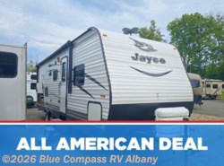 Used 2017 Jayco Jay Flight SLX 242BHSW available in Latham, New York