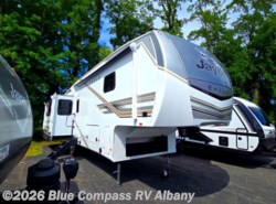 New 2027 Jayco Eagle 321RSTS available in Latham, New York