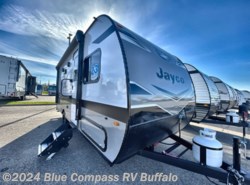 New 2024 Jayco Jay Flight SLX 174BH available in West Seneca, New York