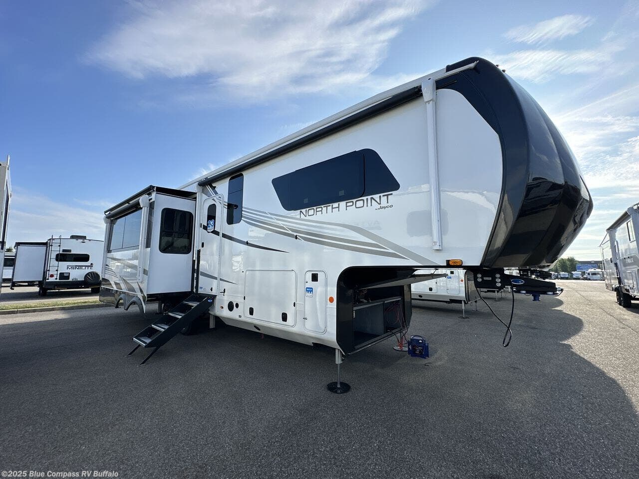 New 2025 Jayco North Point 310RLTS available in West Seneca, New York