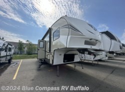 Used 2017 Keystone Hideout 308BHDS available in West Seneca, New York