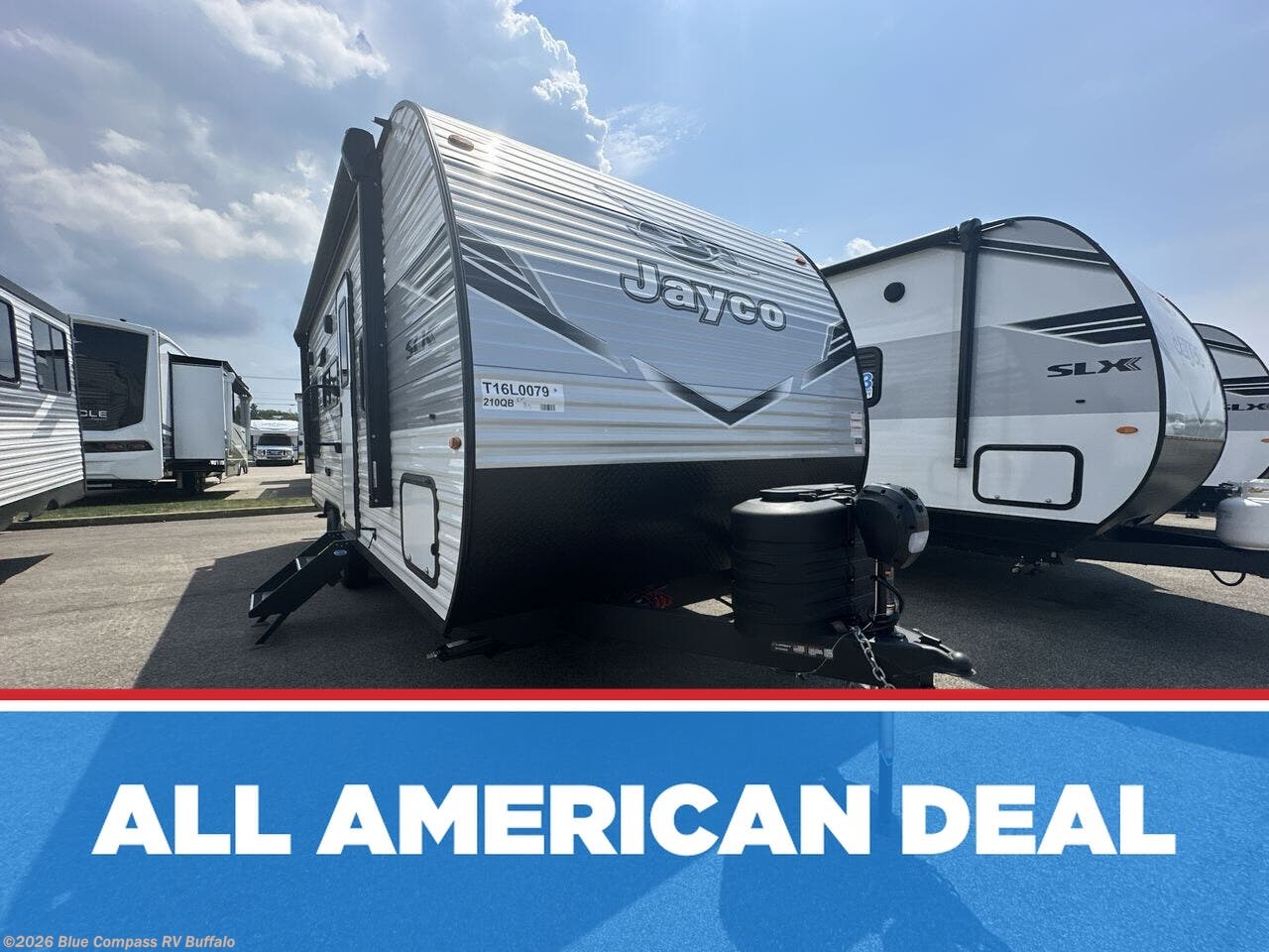 New 2025 Jayco Jay Flight SLX 210QB available in West Seneca, New York
