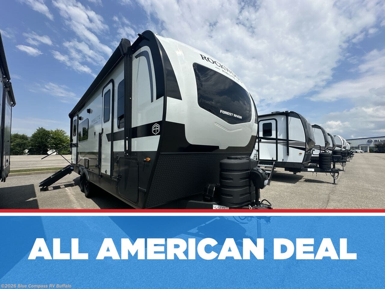 New 2026 Forest River Rockwood Mini Lite 2515S available in West Seneca, New York