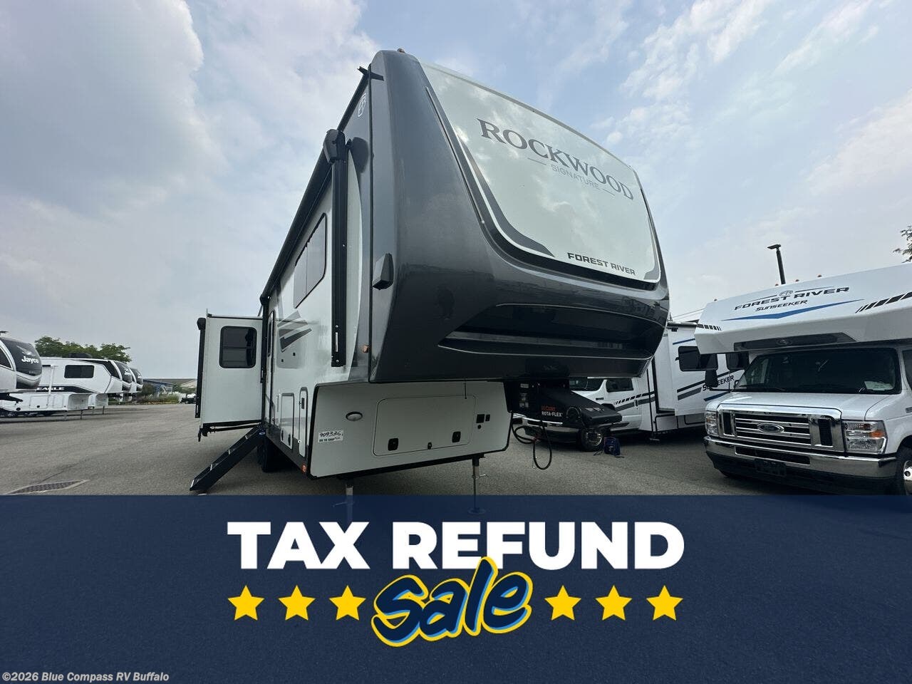 New 2026 Forest River Rockwood Signature R361RLS available in West Seneca, New York