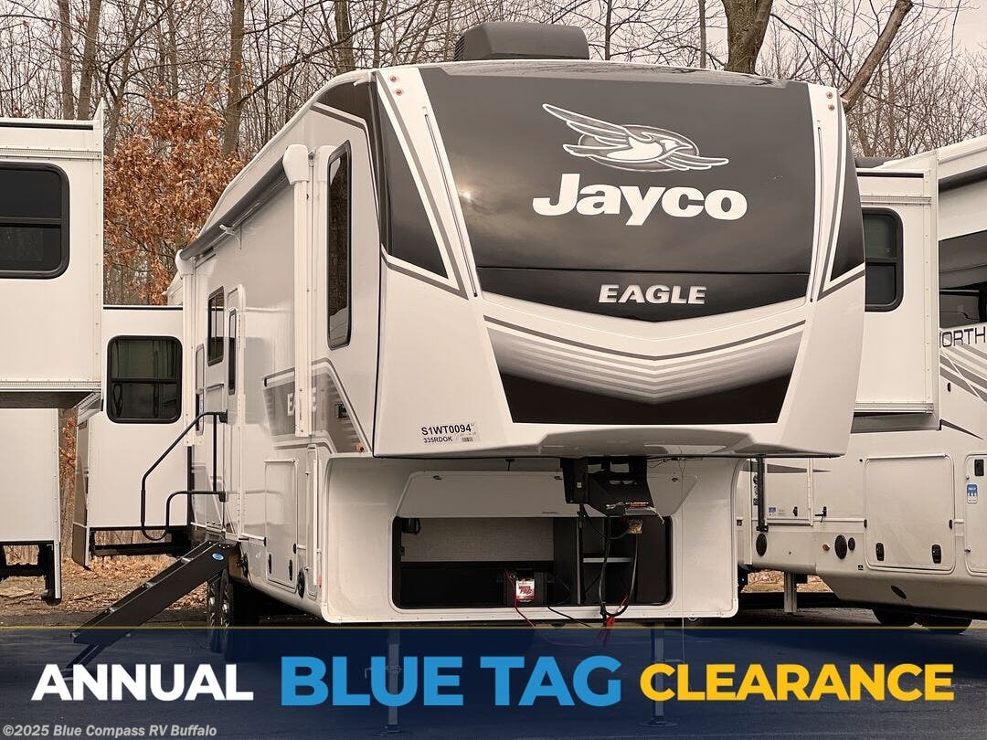 New 2025 Jayco Eagle 335RDOK available in West Seneca, New York