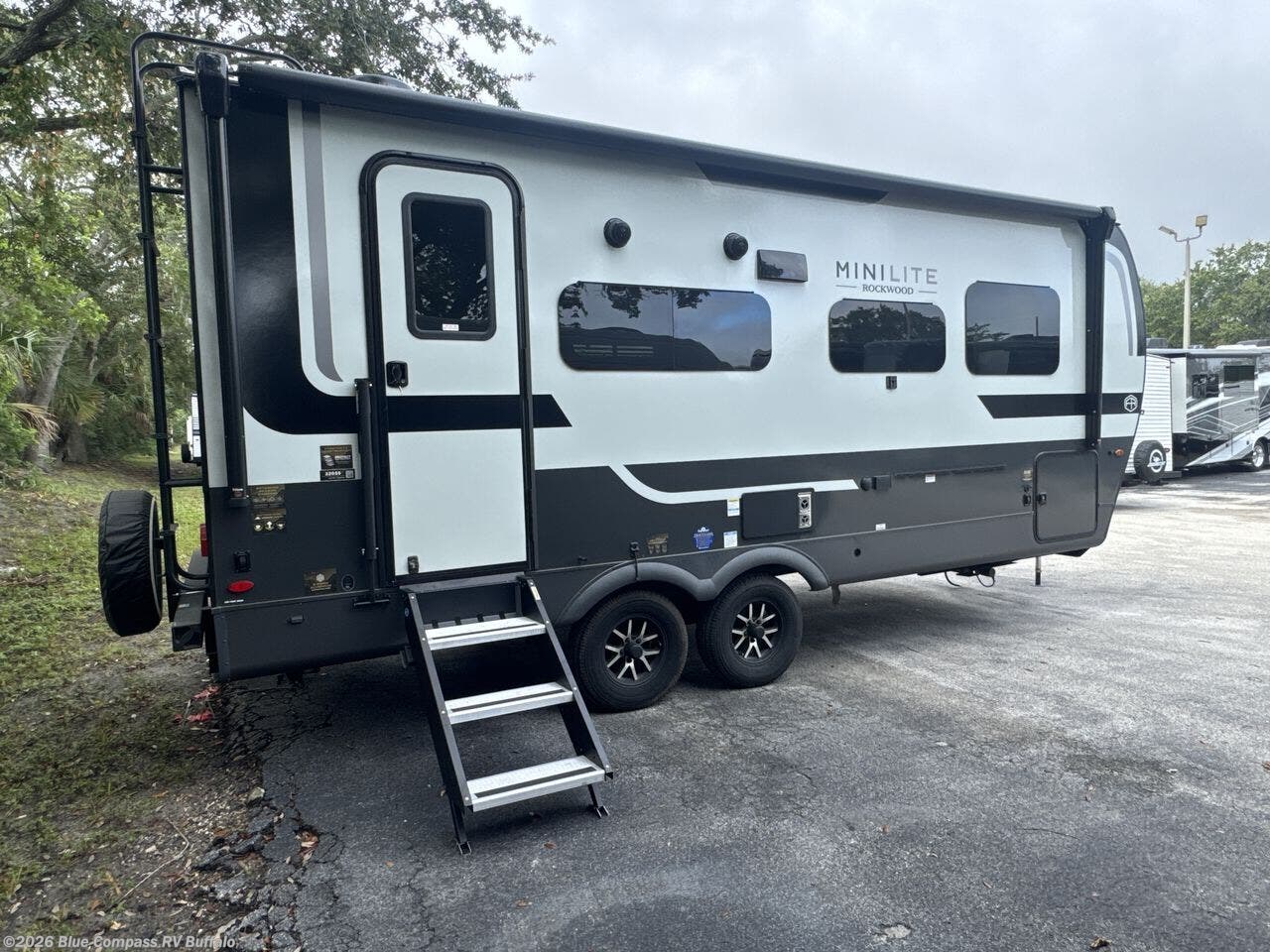New 2026 Forest River Rockwood Mini Lite 2205S available in West Seneca, New York