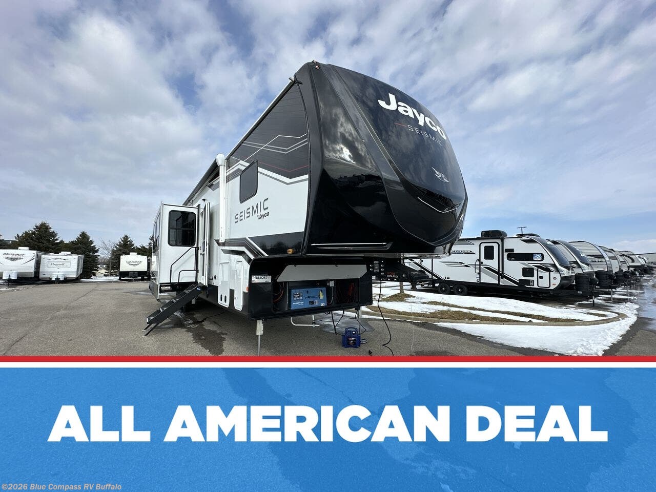 New 2026 Jayco Seismic 395 available in West Seneca, New York