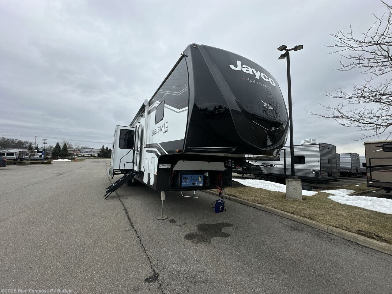New 2026 Jayco Seismic 399 available in West Seneca, New York
