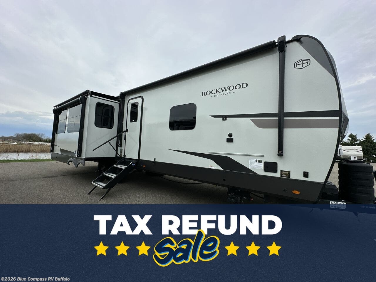 New 2026 Forest River Rockwood Signature 8337RL available in West Seneca, New York