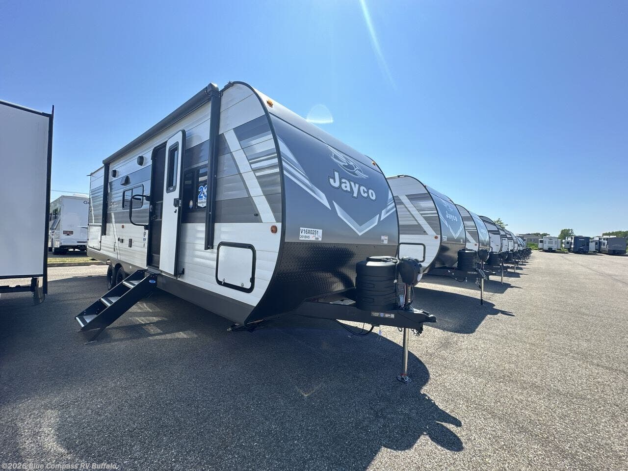 New 2027 Jayco Jay Flight 261BHS available in West Seneca, New York