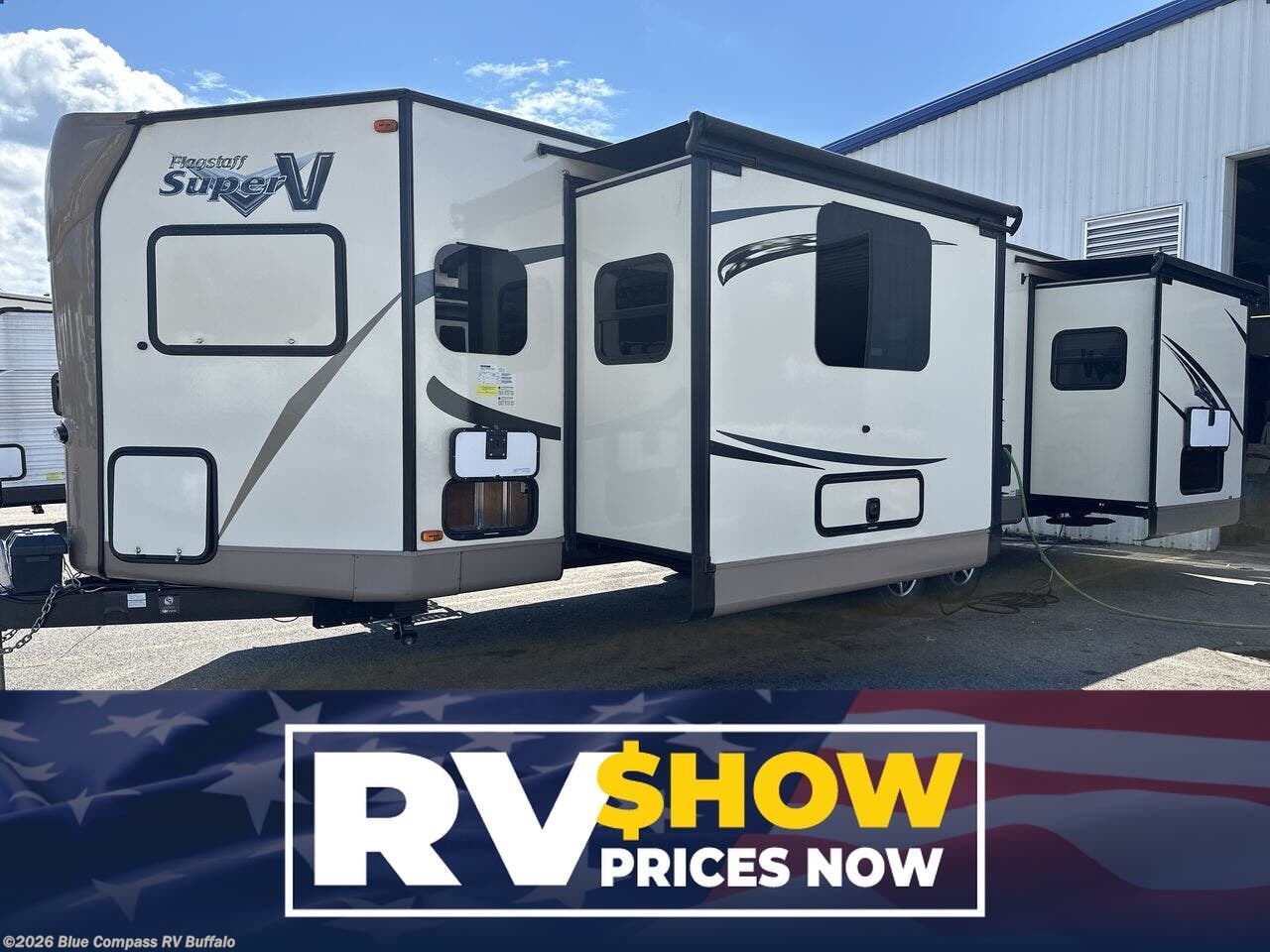 Used 2016 Forest River Flagstaff Super Lite 28VRBS available in West Seneca, New York