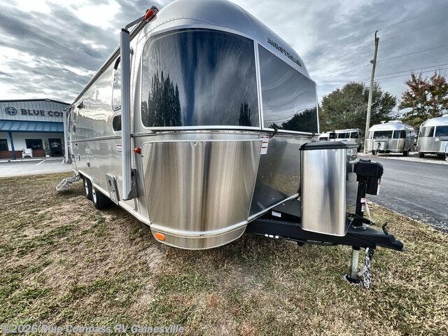 New 2025 Airstream International 25FB available in Alachua, Florida