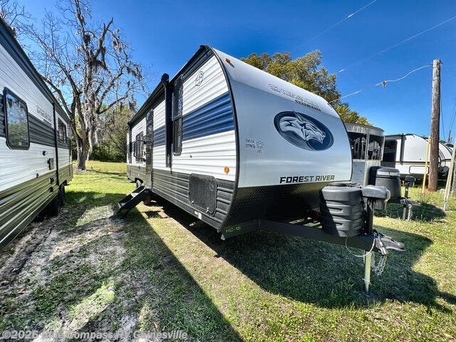 New 2025 Forest River Cherokee Grey Wolf 26DJSE available in Alachua, Florida