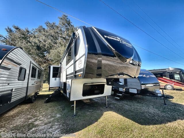 New 2025 East to West Blackthorn 3700BH-OK available in Alachua, Florida