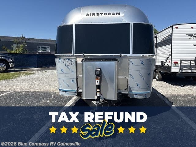 New 2026 Airstream Flying Cloud 23FB Twin available in Alachua, Florida
