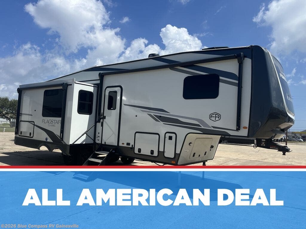 Used 2025 Forest River Flagstaff Classic F331RL available in Alachua, Florida