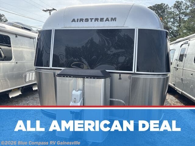 Used 2018 Airstream Classic 33FBQ available in Alachua, Florida