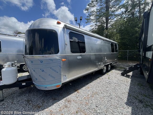New 2027 Airstream Globetrotter 27FB available in Alachua, Florida