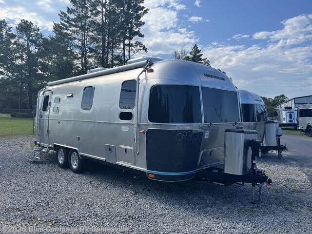 New 2027 Airstream Flying Cloud 25FB Twin available in Alachua, Florida