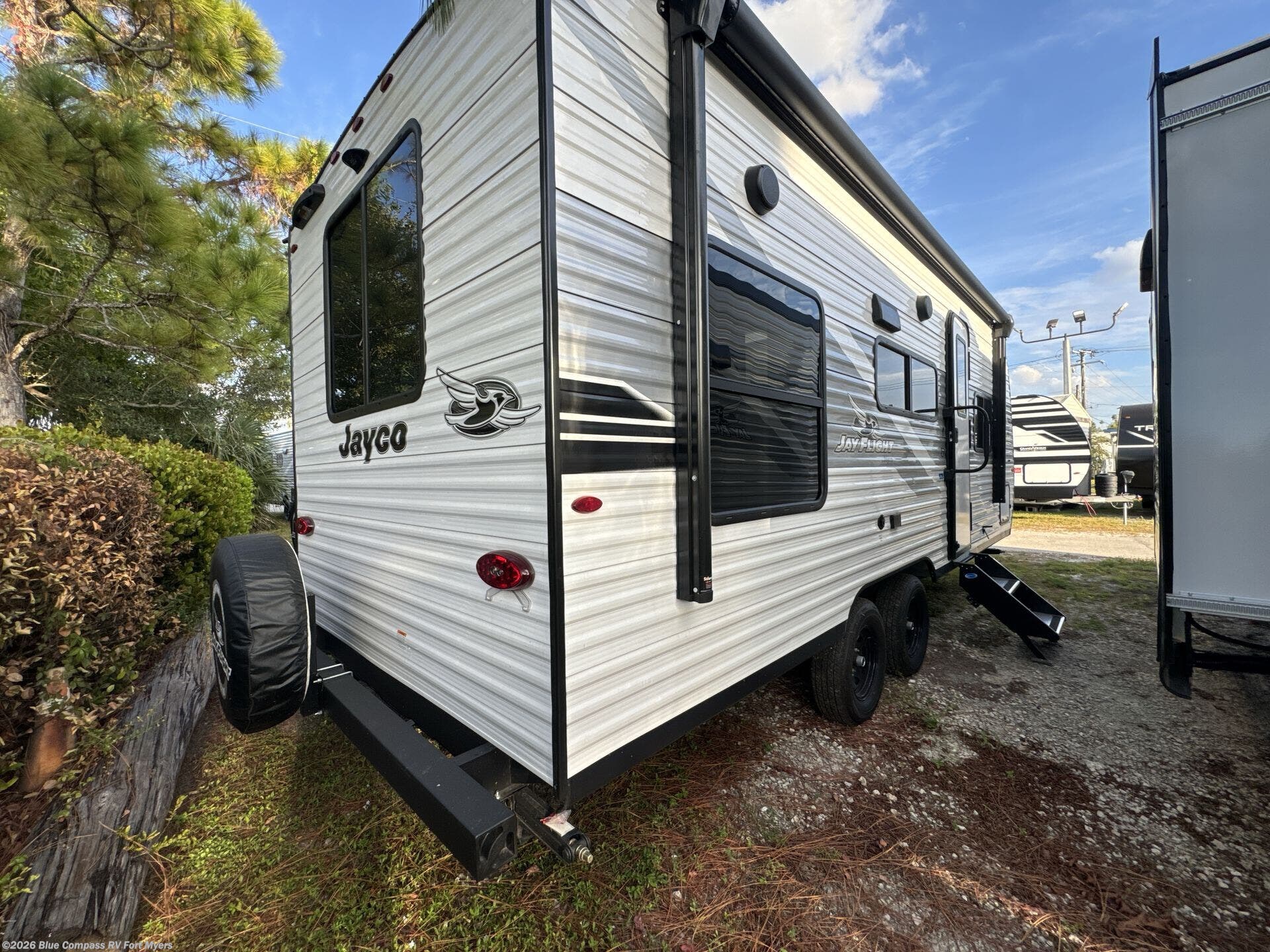 New 2025 Jayco Jay Flight SLX 210QB available in Fort Myers, Florida