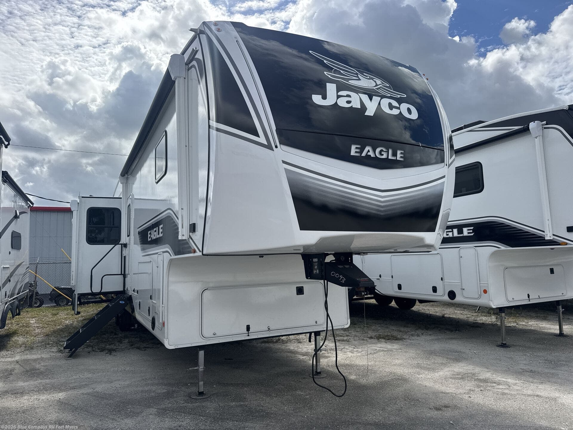 New 2026 Jayco Eagle 360DBOK available in Fort Myers, Florida