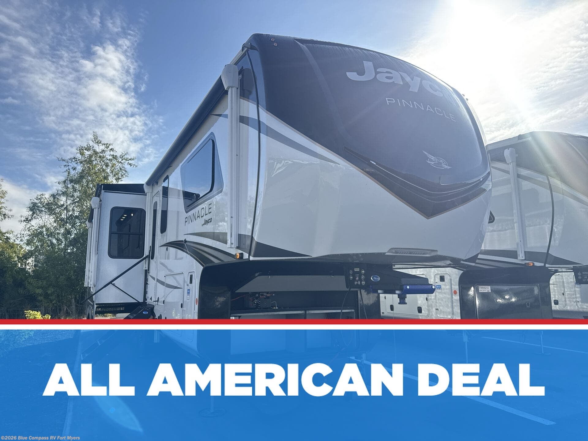 New 2026 Jayco Pinnacle 32RLTS available in Fort Myers, Florida