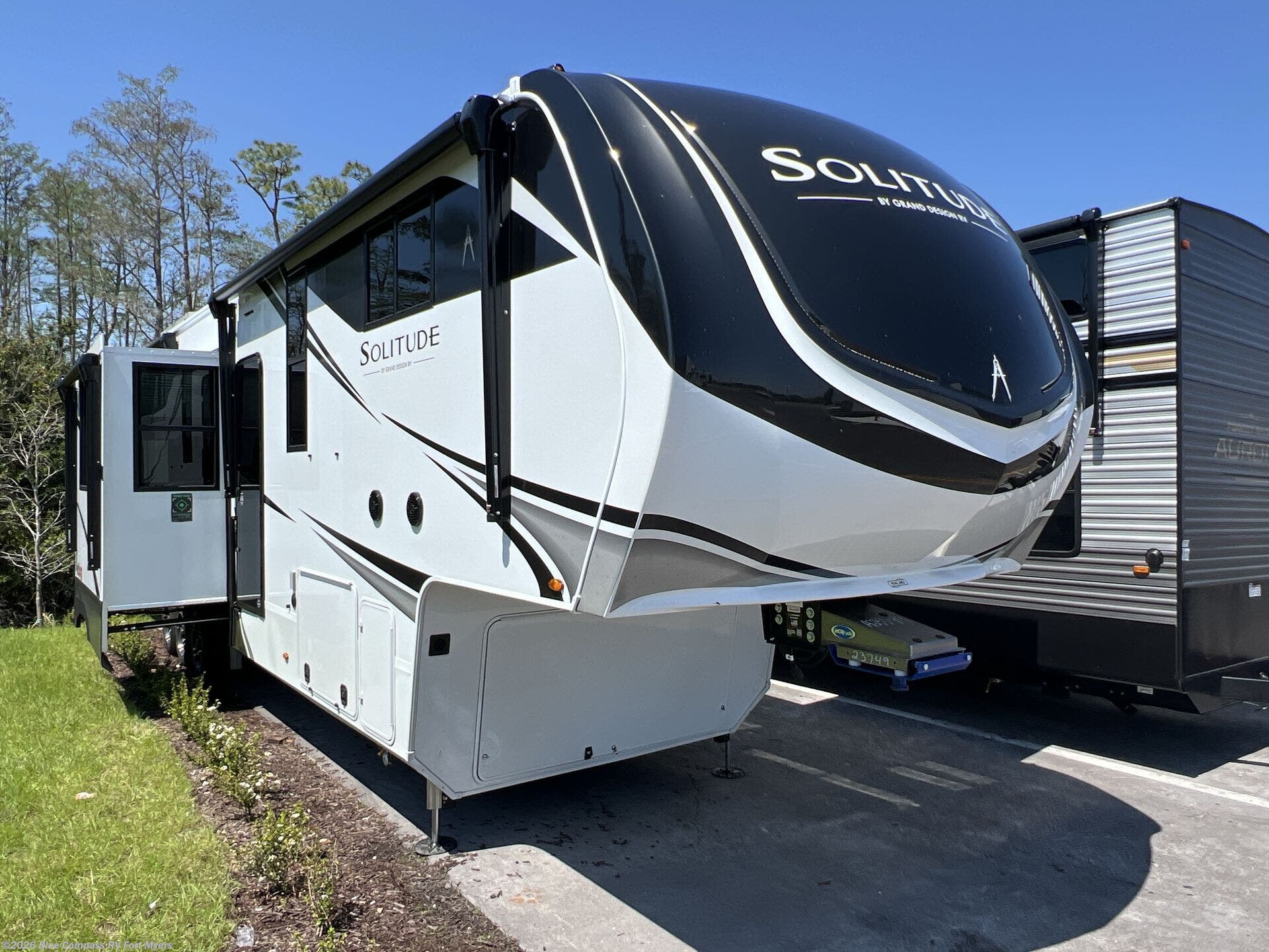New 2026 Grand Design Solitude 414LJMJ available in Fort Myers, Florida