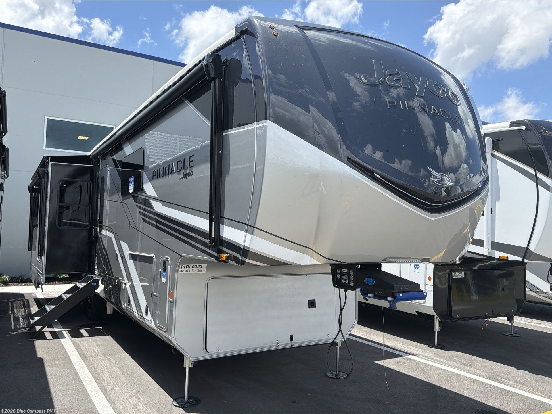 New 2026 Jayco Pinnacle 36FBTS available in Fort Myers, Florida