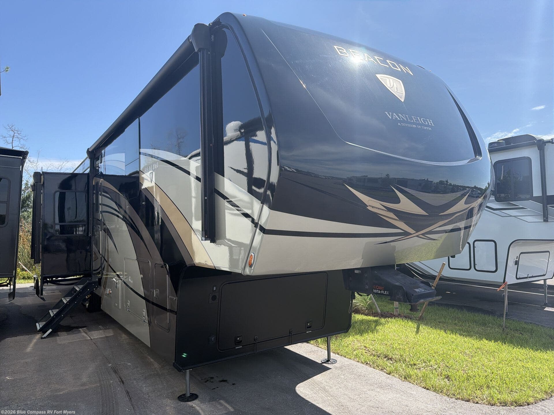 Used 2022 Vanleigh Beacon 42RKB available in Fort Myers, Florida