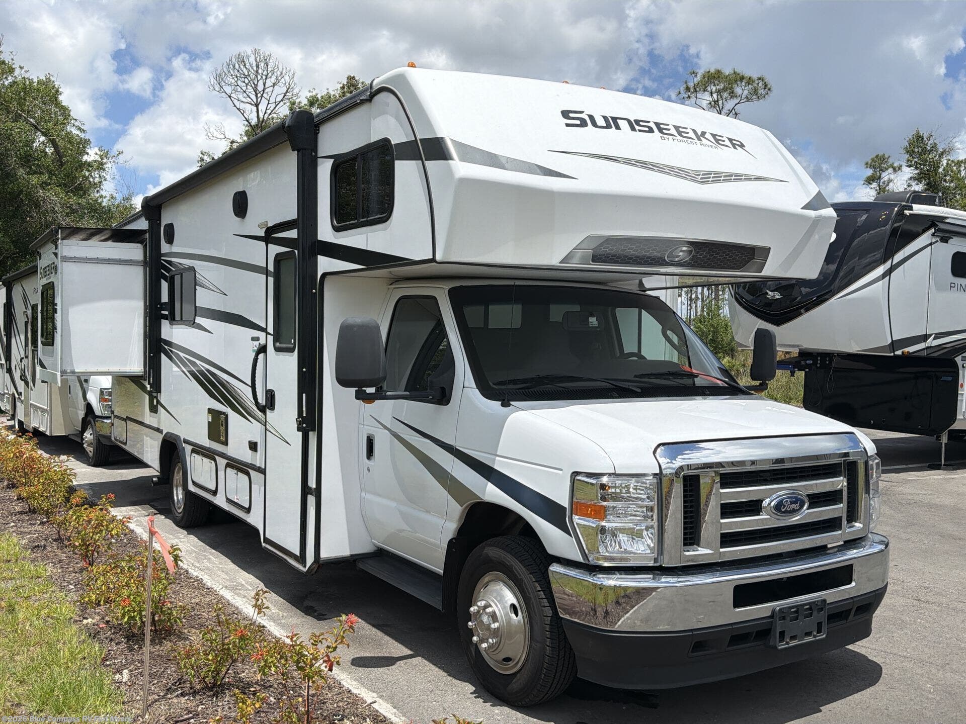 Used 2024 Forest River Sunseeker LE 2550DSLE Ford available in Fort Myers, Florida