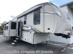 Used 2018 Jayco Eagle 325BHQS available in Casselberry, Florida