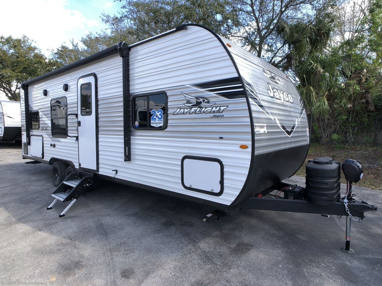 New 2025 Jayco Jay Flight SLX 260BH available in Casselberry, Florida
