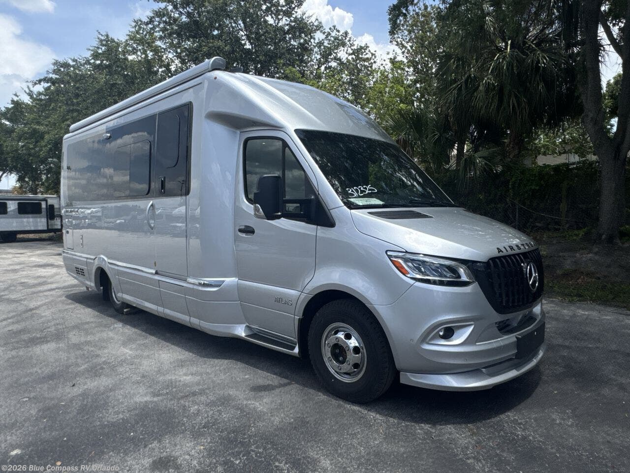 New 2025 Airstream Atlas Murphy Suite available in Casselberry, Florida