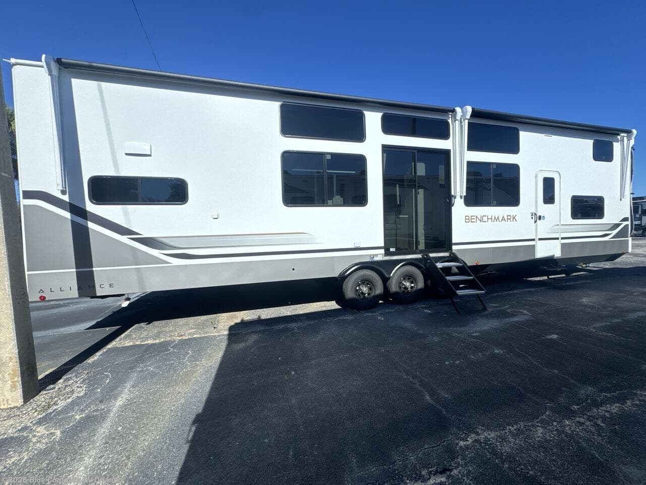 New 2026 Alliance RV Benchmark 44RKL available in Casselberry, Florida