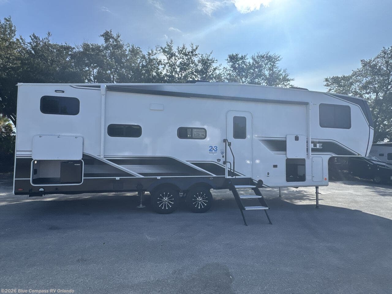New 2026 Jayco Eagle HT 29DDB available in Casselberry, Florida