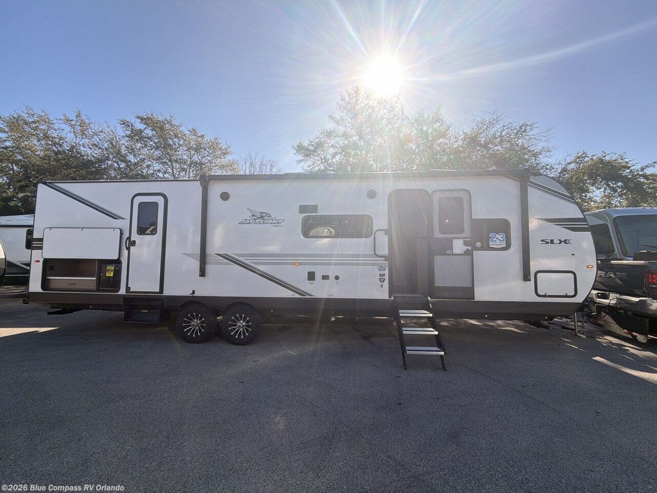 New 2026 Jayco Jay Flight SLX 321BDS available in Casselberry, Florida
