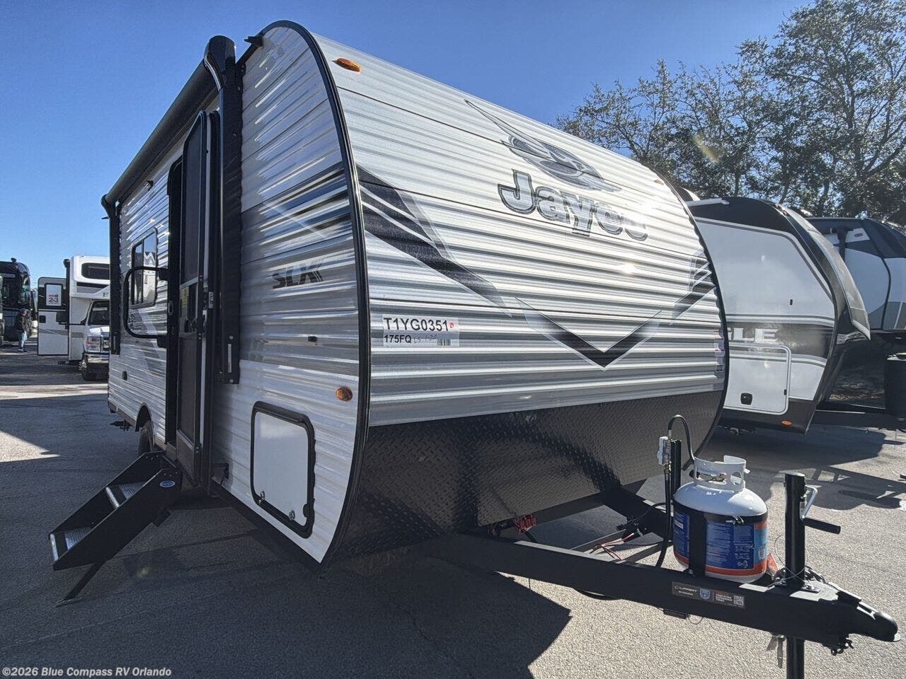 New 2026 Jayco Jay Flight SLX 175FQ available in Casselberry, Florida