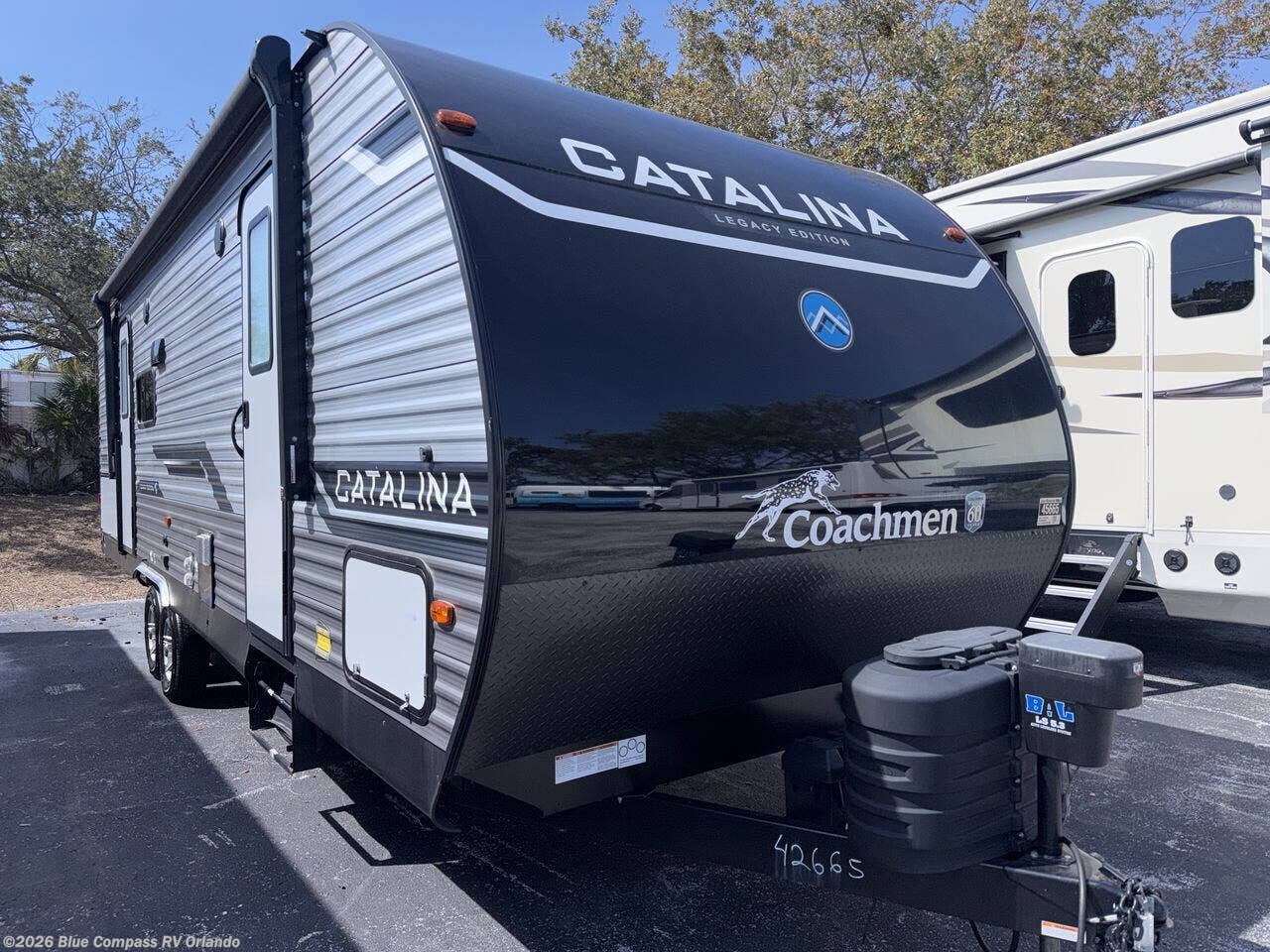 Used 2024 Coachmen Catalina Legacy 263BHSCK available in Casselberry, Florida