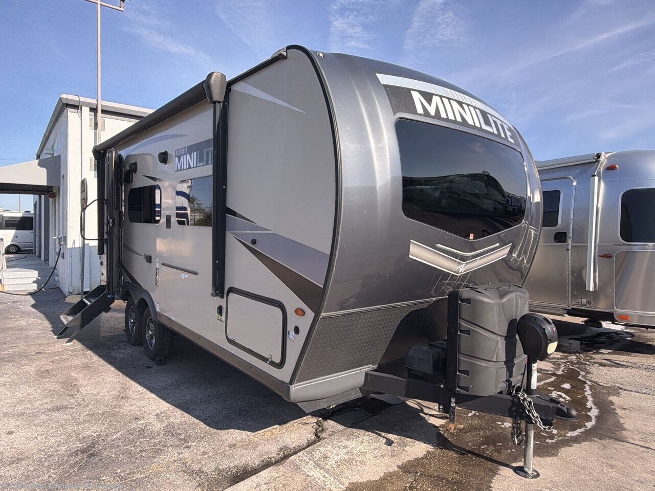 Used 2023 Forest River Rockwood Mini Lite 2109S available in Casselberry, Florida