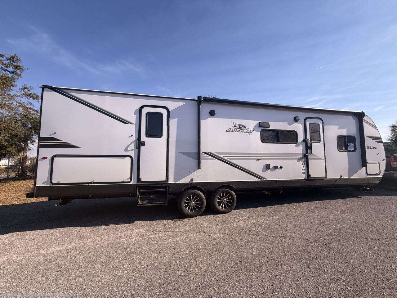 New 2026 Jayco Jay Flight SLX 321BDS available in Casselberry, Florida