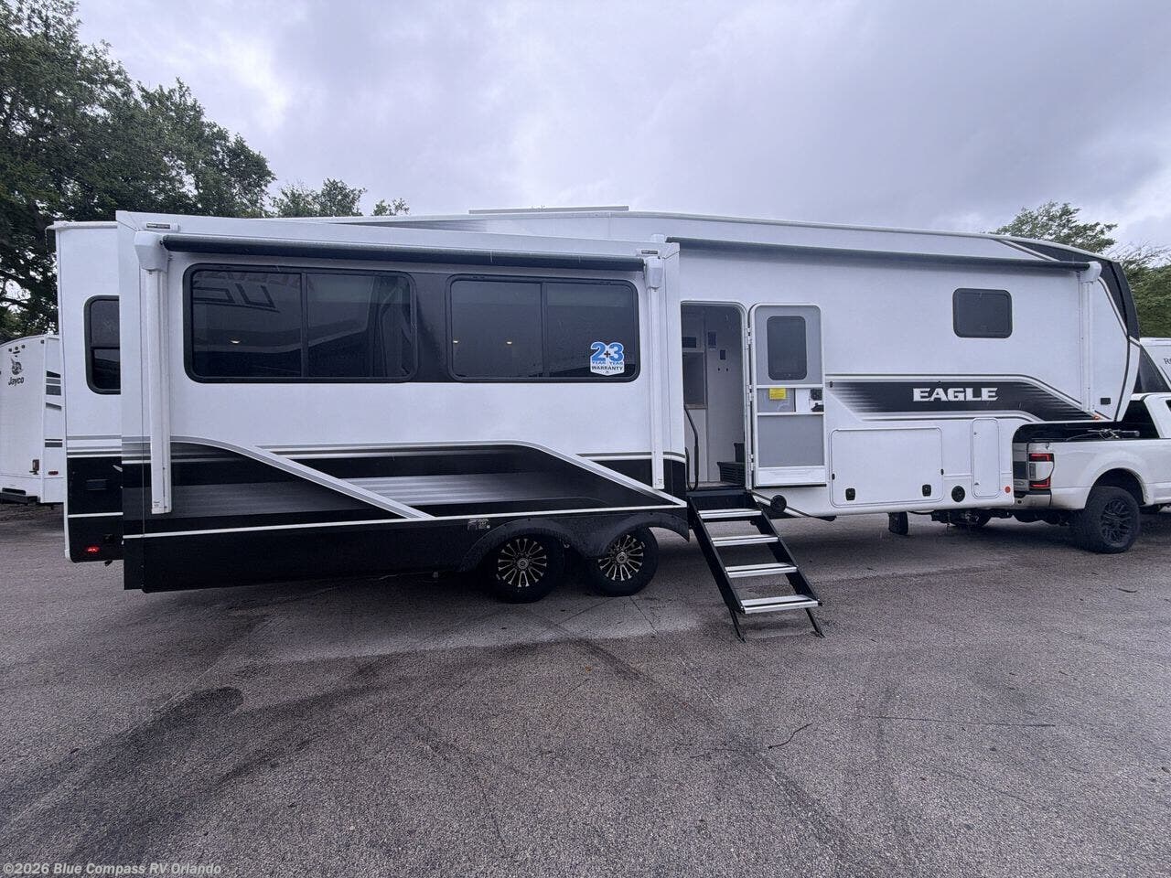 New 2026 Jayco Eagle 321RSTS available in Casselberry, Florida