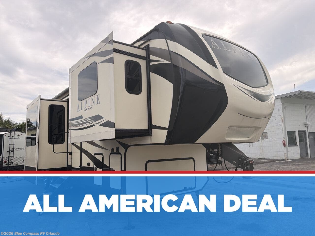Used 2019 Keystone Alpine 3700FL available in Casselberry, Florida
