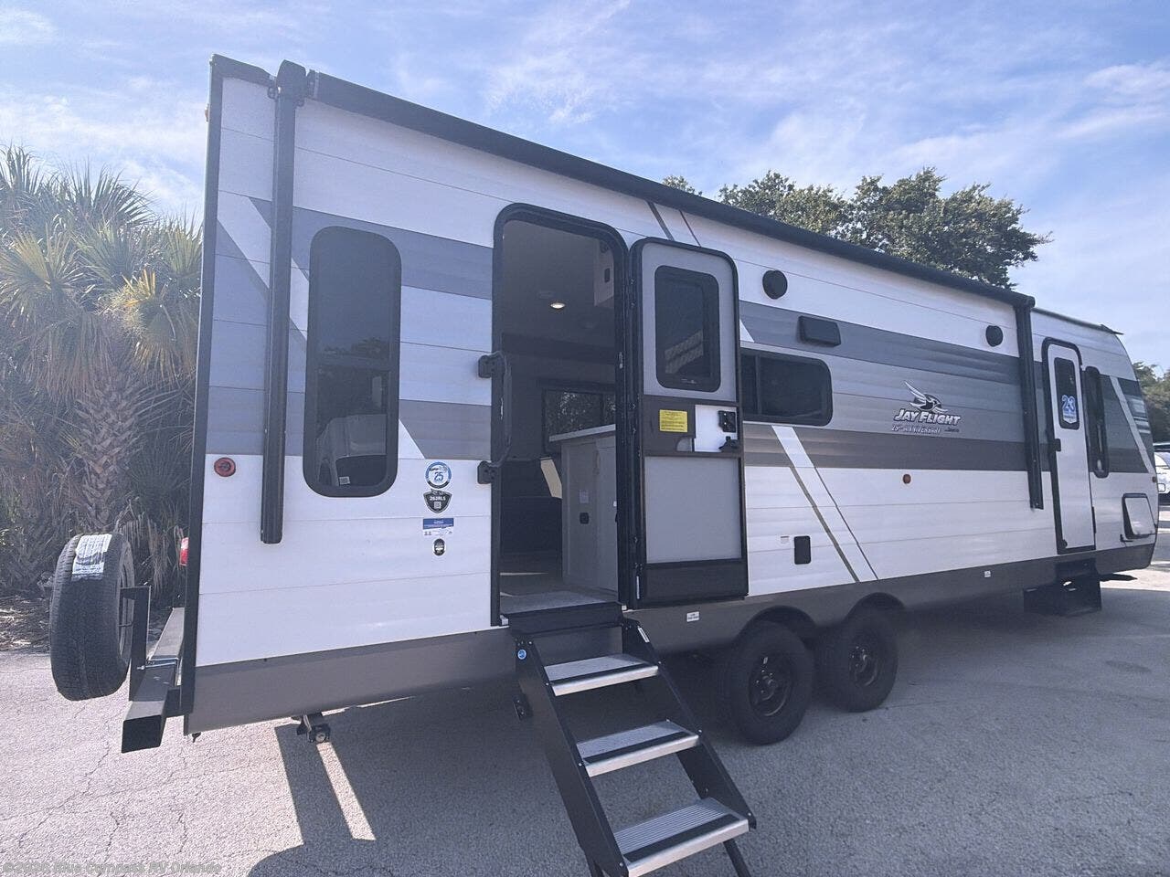 New 2027 Jayco Jay Flight 262RLS available in Casselberry, Florida