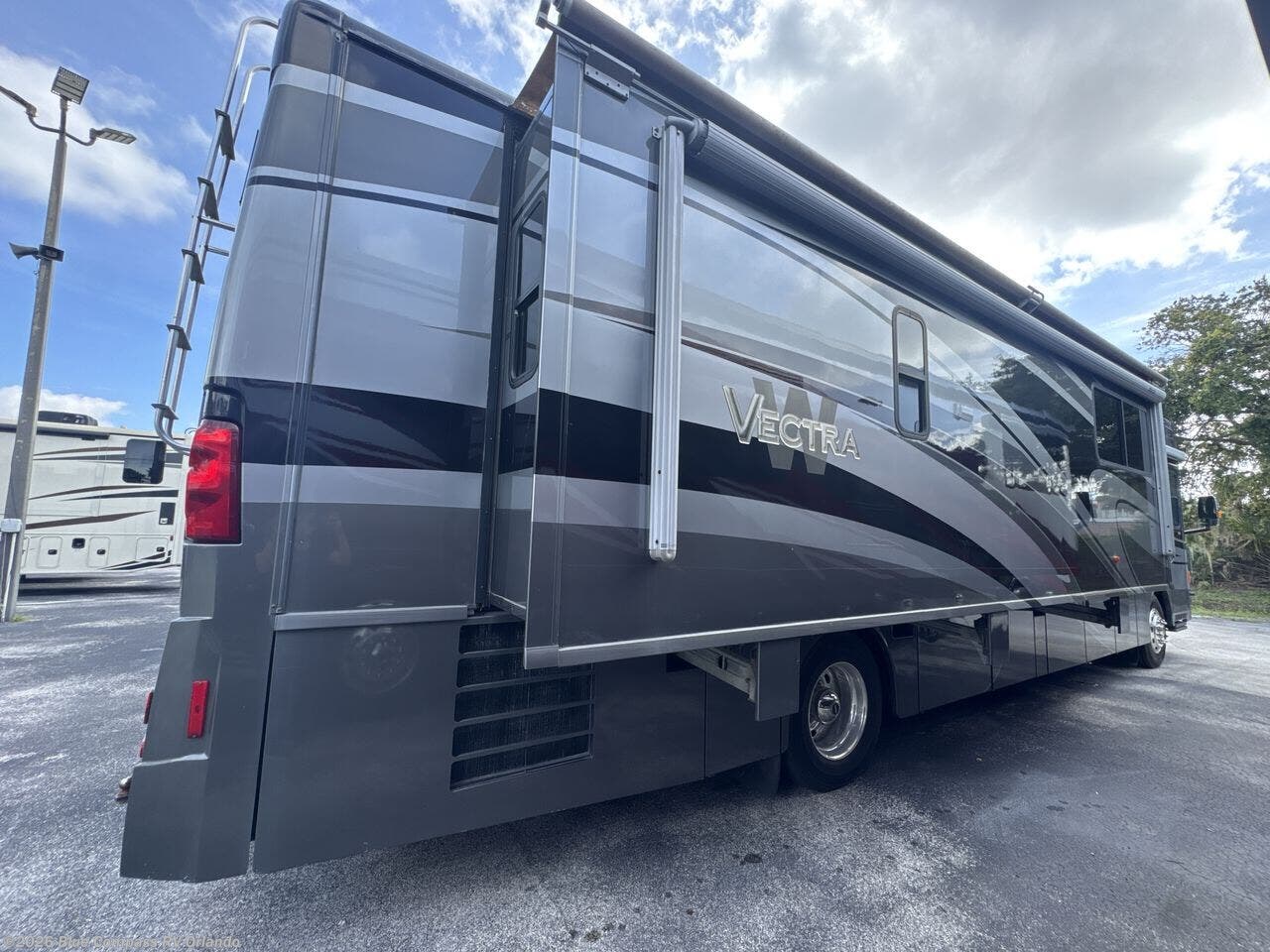 Used 2008 Winnebago Vectra TD available in Casselberry, Florida