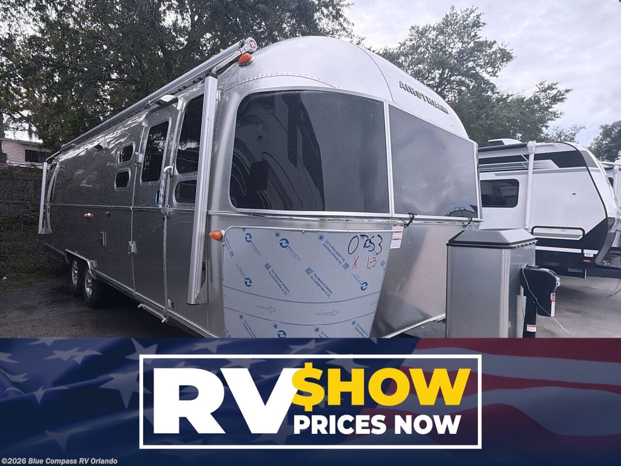 New 2027 Airstream Classic 30RB available in Casselberry, Florida